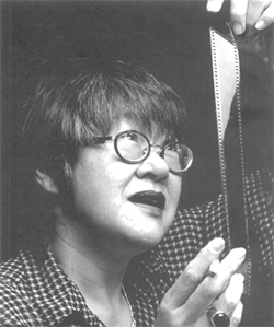 Foto: Fonte/ Livro Tizuka Yamasaki - a vida invade o cinema, de Inimá Simões